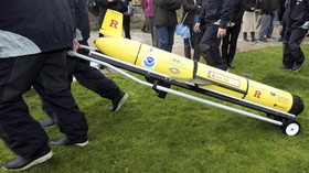 Korps Garda Revolusi Islam Iran (IRGC) mengeklaim telah merampas sebuah drone bawah laut milik Amerika Serikat (AS) yang ditemukan di Selat Hormuz.