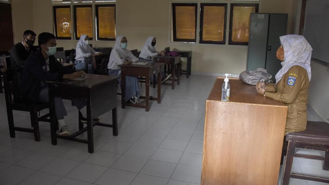 Ujian EHB-BKS untuk siswa SMA kelas XII akan digelar pada 15 Maret sampai 1 April 2021.