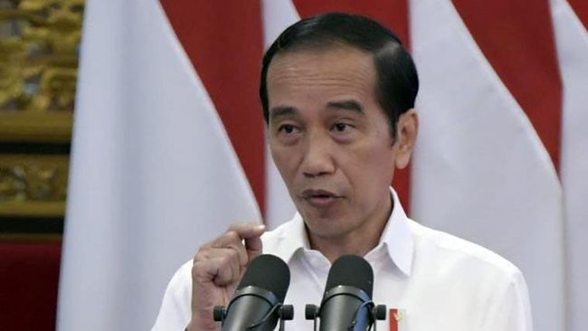 Jokowi Persilakan Ibadah di Istiqlal Asalkan Taat Protokol Presiden Jokowi mengizinkan umat Islam beribadah atau berkegiatan di Masjid Istiqlal asalkan wajib menerapkan protokol kesehatan Covid-19.