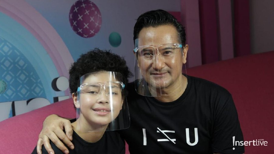 Keanu Massaid dan Mudji Massaid