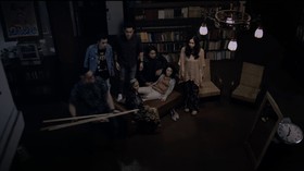 Sinopsis Keluarga Tak Kasat Mata, Mistik Pengusik Karyawan