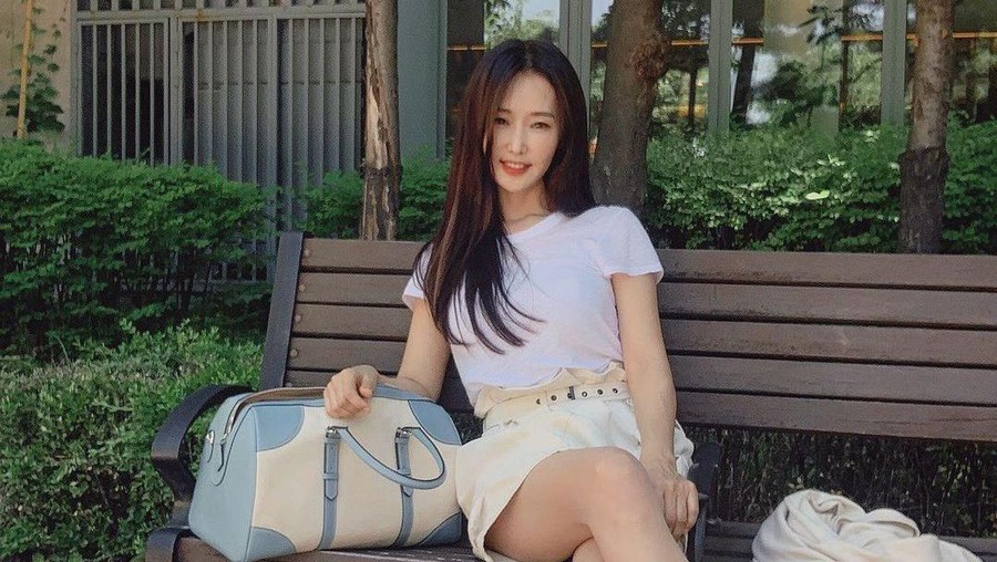 Lee Su Jin Lee Su Jin