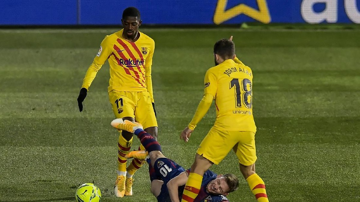 FOTO: Barcelona Hanya Menang Tipis Lawan Juru Kunci