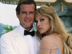 Diberitakan Meninggal, Bond Girl Tanya Roberts Ternyata Masih Hidup