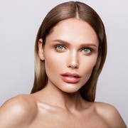 5 Alasan Propolis Jadi 'Superstar' Skincare Kecintaan Para Wanita