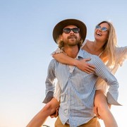 Buat Resolusi Hubungan Cinta Untuk Tahun Ini Berdasarkan Zodiak Kamu, Ladies!