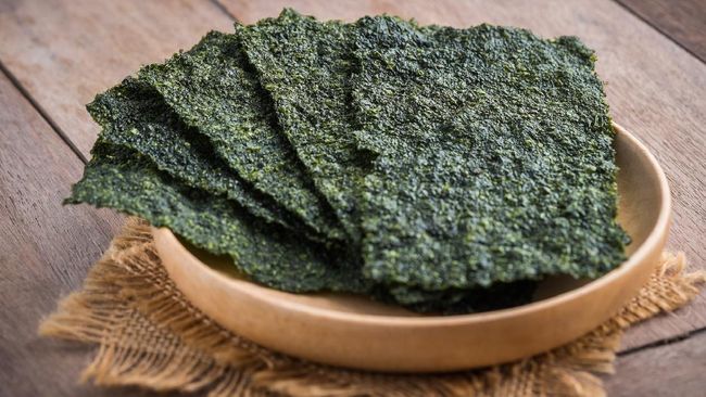 Sering disebut juga sayuran laut (marine vegetables), rumput laut memiliki kalori yang sangat rendah sehingga baik untuk kesehatan.