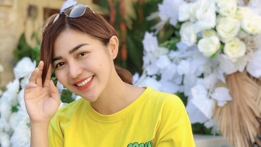 img-title Kondisi Mobil Ringsek Milik Chacha Sherly karena Kecelakaan Beruntun