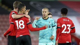 Dihantam Southampton, Liverpool Memble Lawan Tim Semenjana