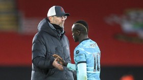 Klopp Iri Liverpool Tak Dapat Penalti Seperti MU