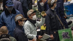Jepang Bahas Usul Libur Kerja 3 Hari Dalam Sepekan