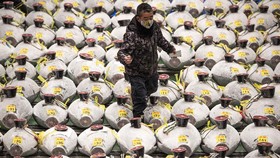 FOTO: Corona, Lelang Tuna di Pasar Ikan Tokyo Sepi Peminat