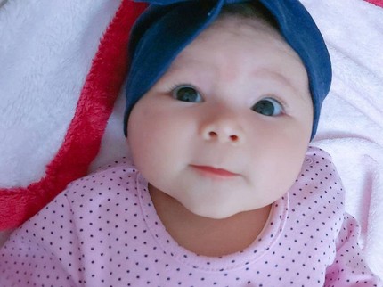 Cantik Mirip Boneka, 5 Potret Bayi Hijaber Indonesia & Bule Turki