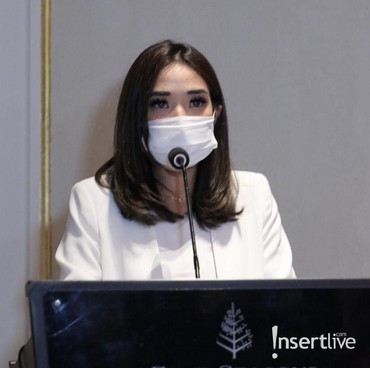 Tahan Air Mata & Suara Bergetar, Simak 5 Poin Pernyataan Maaf Gisel