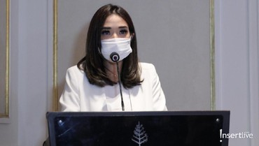 img-title Tahan Air Mata & Suara Bergetar, Simak 5 Poin Pernyataan Maaf Gisel