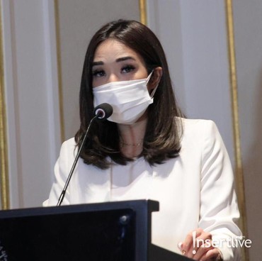 Gisel Minta Maaf di Hotel Pakai Mimbar, Netizen: Kayak Pidato Menteri