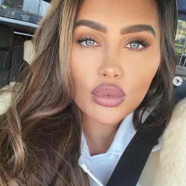 Takabur! Aktris Ini Akui Lebih Suka Positif Covid-19 ketimbang Divaksin