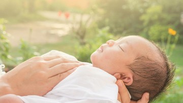 BERAT BADAN IDEAL BAYI