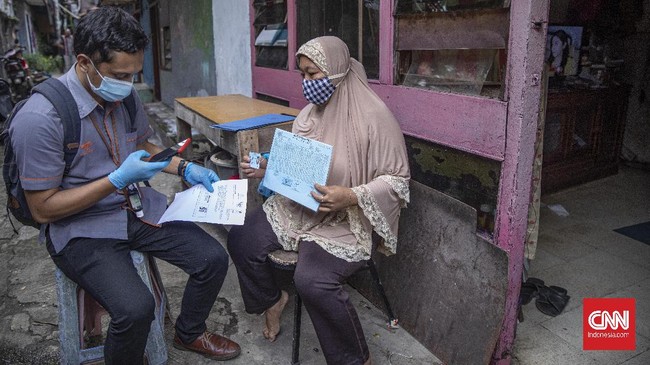 Pos Indonesia mengatakan dana bantuan sosial tunai (BST) baru siap digelontorkan untuk 2,63 juta keluarga penerima manfaat (KPM), jauh dari 10 juta target KPM.