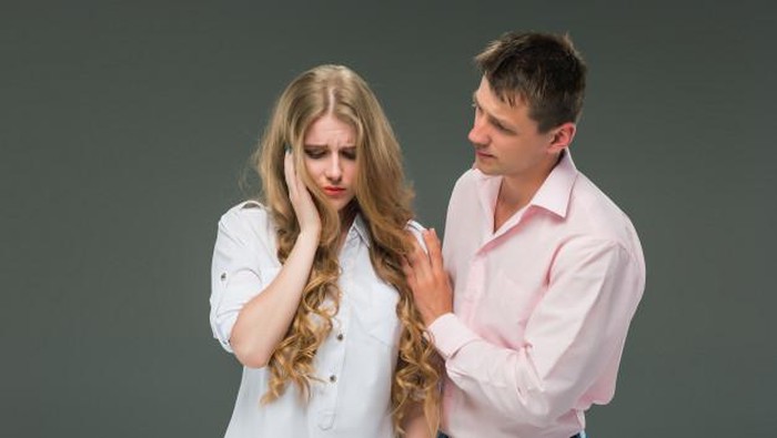 Stop Menyiksa Diri Sendiri, Ini Dampak Kamu dalam Hubungan Abusive!