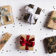 Terkesan Mahal, Ikuti Tips untuk Membuat Kado Terlihat Lebih Glamour!