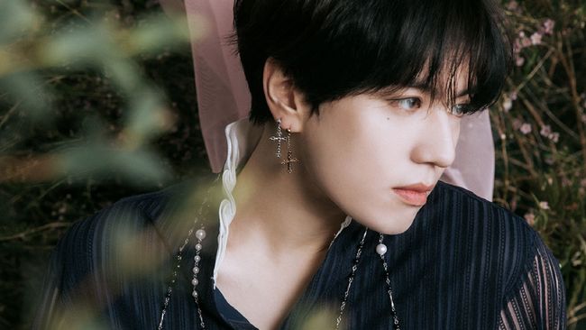 Setelah keluar dari JYP Entertainment pada Januari lalu, Yugyeom GOT7 resmi bergabung dengan agensi AOMG.