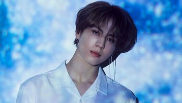 img-title Resmi Gabung dengan AOMG, Yugyeom GOT7 Rilis Video Tari