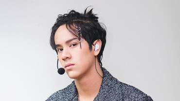 img-title Siap Bertemu Fans di Jakarta, Nanon Korapat: Sampai Jumpa