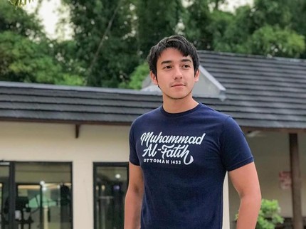 Pesinetron Aliff Alli Dikabarkan Kritis Setelah 3 Minggu Positif COVID-19