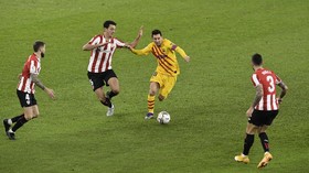 FOTO: Messi Gemilang, Barcelona Menang
