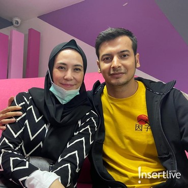 Masakan Istri jadi Alasan Boy Hamzah Jatuh Hati ke Rina Amalia