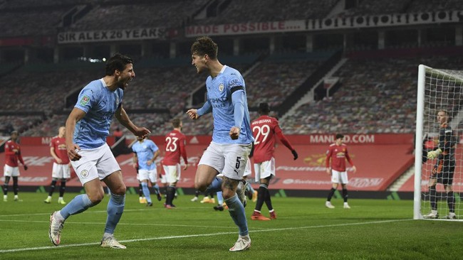 Manchester City melaju ke final Carabao Cup 2020/2021 setelah mengalahkan Manchester United 2-0, Kamis (7/1) dini hari WIB.
