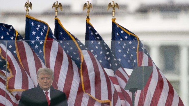Pengembang real estate Dubai berencana menambah portofolio bisnis dengan Presiden AS Donald Trump di tengah banyaknya korporat AS yang lari dari Trump.