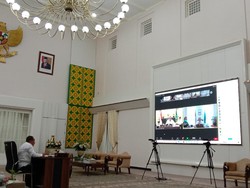 Edy Minta Pertama Divaksin: Kalau Gubernur Meninggal, Bupati-Walkot Tak Usah