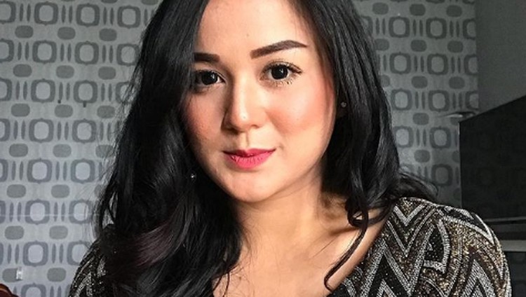 Juwita Bahar Diet Ketat