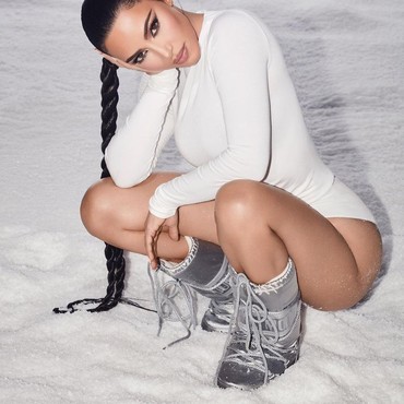 Lukisan Anak Diragukan Netizen dan Media, Kim Kardashian Ngamuk di IG