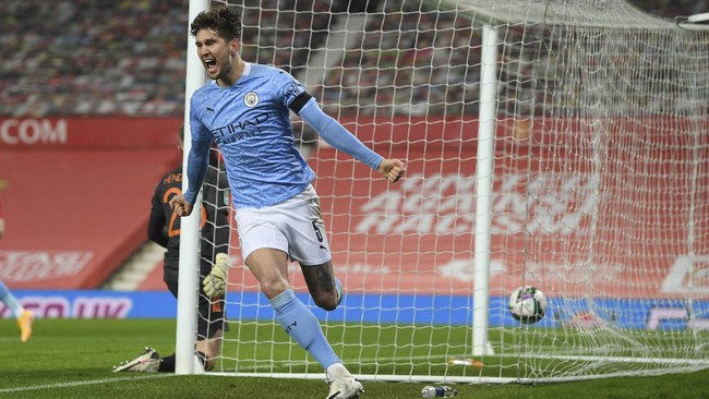 Duo bek tengah Manchester City, Ruben Dias dan John Stones akan jadi kunci untuk meredam serangan Liverpool di Liga Inggris.