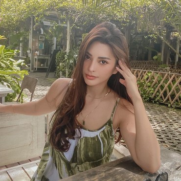 Aska Ongi Pindah Agama VS Pertanyaan Celine ke Ustaz Riza