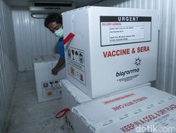 Pengusaha Siap Divaksin Lebih Cepat, Apakah Prioritas?