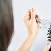 Rekomendasi Hair Care untuk Rambut Rontok yang Bisa Kamu Dapatkan di Minimarket!