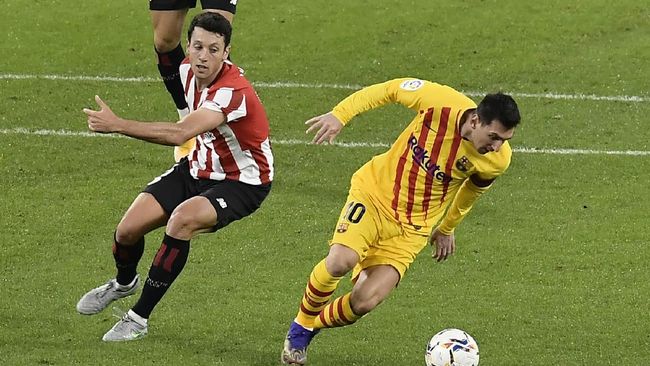 Messi Bawa Barcelona Unggul atas Bilbao di Babak Pertama Barcelona unggul 2-1 atas Athletic Bilbao di babak pertama dalam pertandingan Liga Spanyol di Stadion San Mames, Kamis (7/1) dini hari WIB.