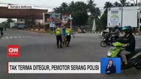 VIDEO: Tak Terima Ditegur, Pemotor Serang Polisi