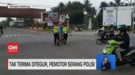 VIDEO: Tak Terima Ditegur, Pemotor Serang Polisi