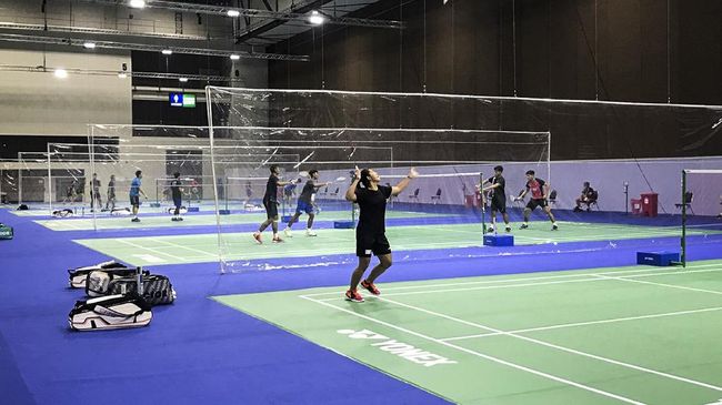 Sistem Bubble Thailand Open: Makan Sendiri, Naik Lift Berdua BWF menerapkan peraturan ketat dalam penyelenggaraan tiga turnamen di Thailand bulan Januari.