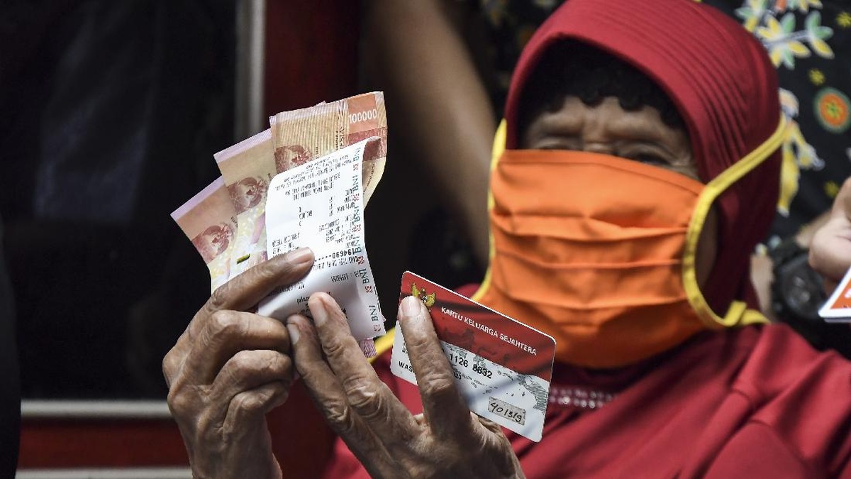 Kemensos tekankan Kenaikan Desil Tak Otomatis Bikin Bansos Hilang