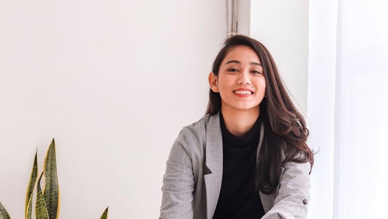 Athira Farina