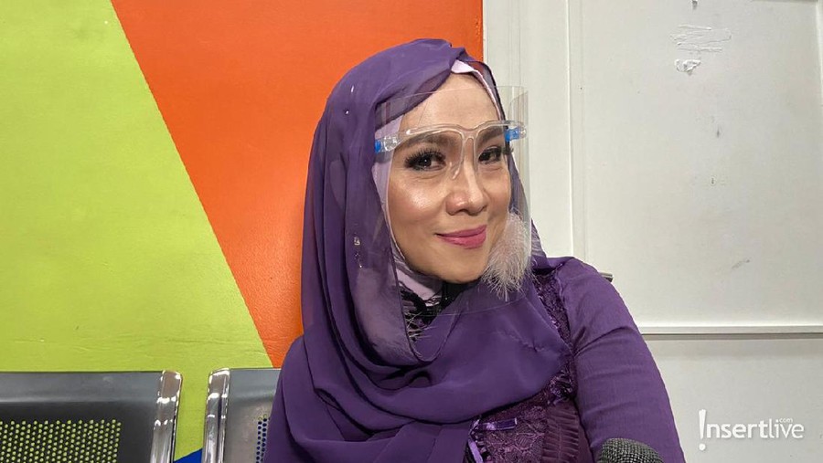 Lama Menghilang, Apa Kabar Pedangdut Cucu Cahyati?