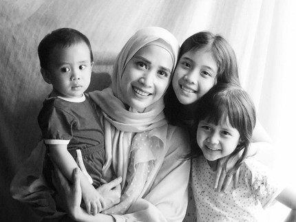 3 Anak Fanny Fabriana Kena COVID-19, Minum Obat Racik dari Dokter