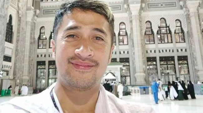 Selebritas Indonesia, Irfan Hakim bercerita dalam akun Instagramnya bahwa ia pernah positif virus corona (Covid-19).