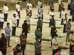 Bacaan Niat Sholat Tarawih dan Witir, Lengkap Beserta Tata Caranya
